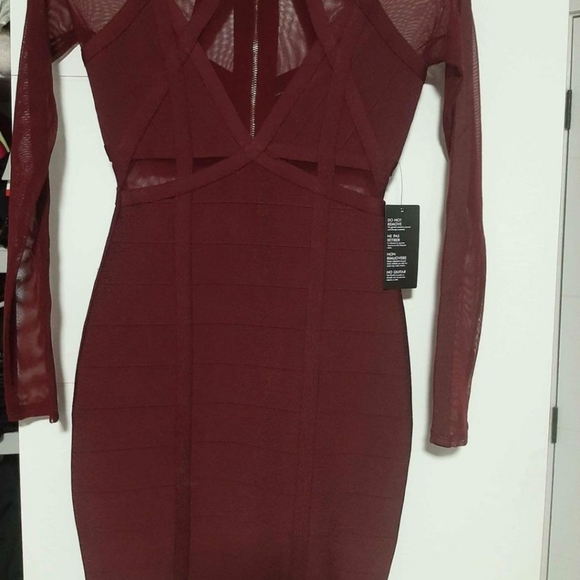 Guess BNWT ls Karina mesh bandage dress maroon size xsmall - Picture 8 of 9